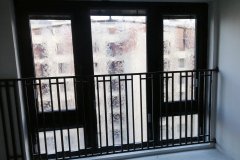 我司在上海九峯里項(xiàng)目鋁窗淋水測試100%合格的成績通過現(xiàn)場檢驗(yàn)